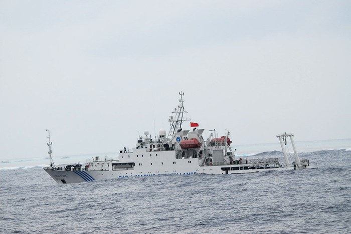 Tàu Hải giám Trung Quốc tại bãi cạn Scarborough hiện đang tranh chấp với Philippines